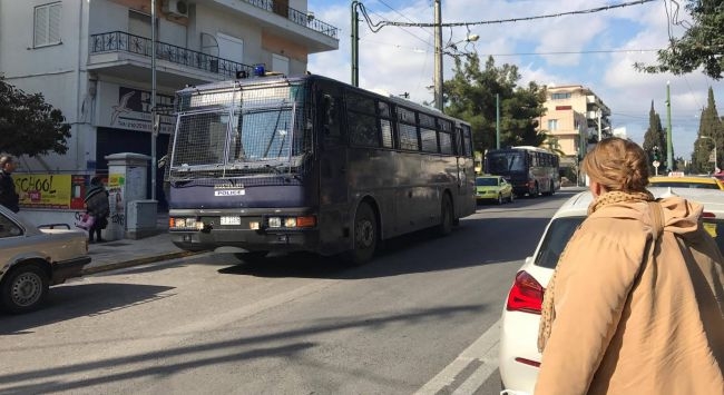 ΜΑΤ και έντονη αστυνόμευση στη Ν. Φιλαδέλφεια