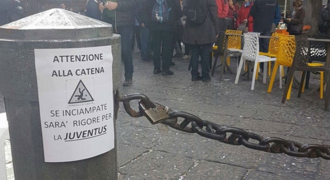 Οι οπαδοί της Νάπολι τρολάρουν τη Γιουβέντους για τα πέναλτι