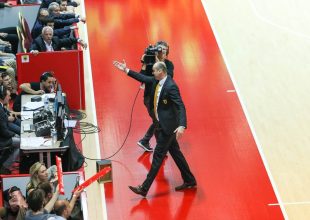 Τέλος από την ΑΕΚ ο Γιούρι Ζντοβτς