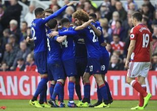 Γκάφα ο Βαλντές, νίκη η Μάντσεστερ Γιουνάιτεντ