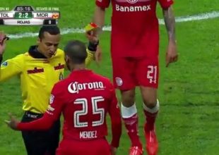 “Tρελάθηκε” ο διαιτητής και έδειχνε κόκκινη κάρτα κάθε 10”!