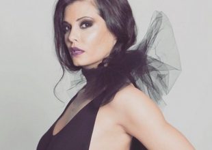 Η Κορινθίου αναστατώνει τους φίλους της στο instagram με τη φωτό της με κορμάκι