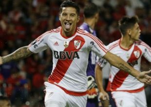 Μόνο η Ρίβερ Πλέιτ