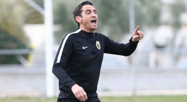 «Είσαι αετός της μπάλας…»