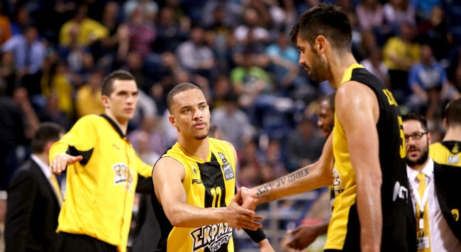 Σοβαρευτείτε έρχονται τα πλέι οφ…