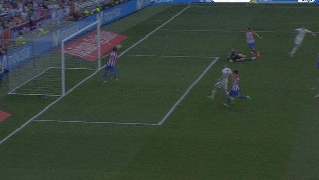 H τρομερή επέμβαση του Σάβιτς σε σουτ του Ρονάλντο! H τρομερή επέμβαση του Σάβιτς σε σουτ του Ρονάλντο!