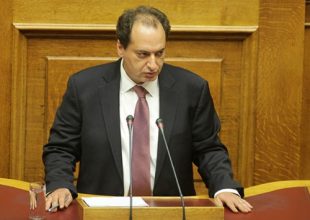 Σπιρτζής: «Εύχομαι να μη γίνεται σκόπιμα η μη αδειοδότηση…»