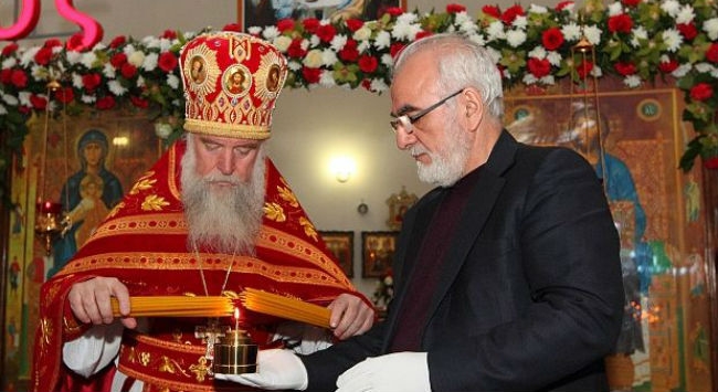 Ο Ιβάν Σαββίδης πήγε το Άγιο Φως της Αναστάσεως στο Ροστόφ Ο Ιβάν Σαββίδης πήγε το Άγιο Φως της Αναστάσεως στο Ροστόφ