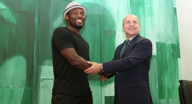 Ο Εσιέν τρελάθηκε και πήρε στο κυνήγι αντίπαλο