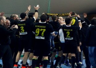 «Οι παίκτες περιμένουν τη στήριξη σας»