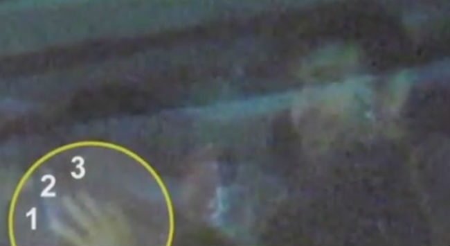 Τα τρία δάχτυλα του Πικέ στους φιλάθλους της Ρεάλ Τα τρία δάχτυλα του Πικέ στους φιλάθλους της Ρεάλ