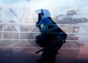 ΕΛ.ΑΣ: «Και ξένοι χούλιγκαν στα επεισόδια του Πανθεσσαλικού»