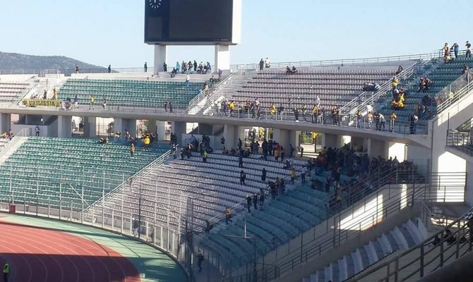 Με δακρυγόνα υποδέχθηκε τους ΑΕΚτσήδες η Αστυνομία (ΦΩΤΟ + VID)