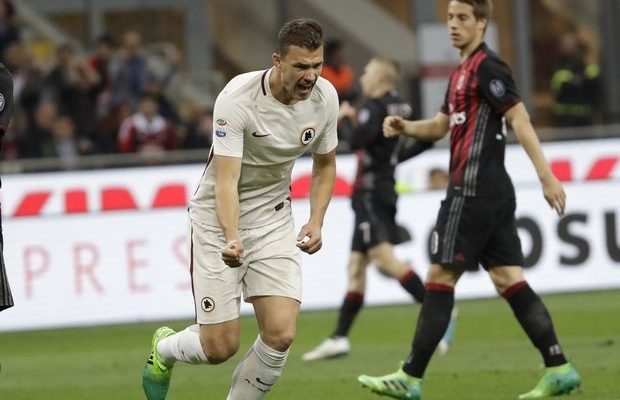 Περίπατο στο Μιλάνο η Ρόμα Περίπατο στο Μιλάνο η Ρόμα