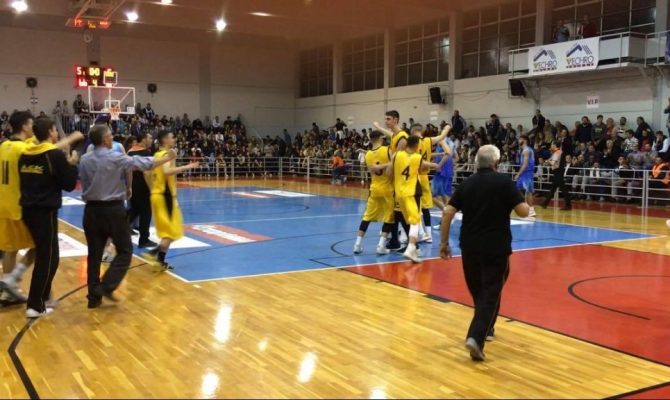 Πρωταθλήτρια νέων η ΑΕΚ!