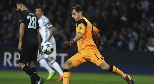 Ο Κασίγιας προτιμάει τη Λίβερπουλ Ο Κασίγιας προτιμάει τη Λίβερπουλ