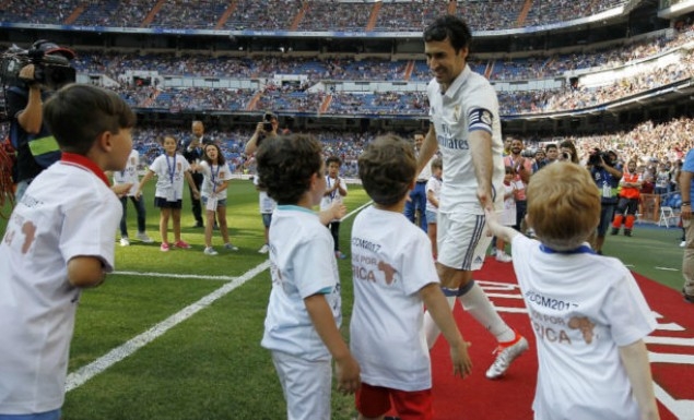 Επιστρέφει στην Ρεάλ Μαδρίτης ο Ραούλ! Επιστρέφει στην Ρεάλ Μαδρίτης ο Ραούλ!