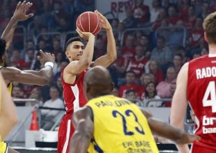 Έπαιζε… μόνη της στον πρώτο τελικό η Μπάμπεργκ του Ζήση