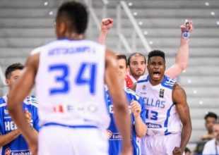 «Γελώ πολύ, γιατί μεγάλωσα στεναχωρημένος»