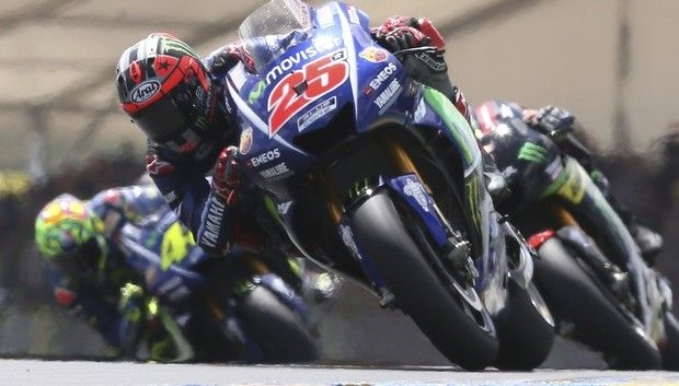 Ο Viñales εκκινεί μπροστά από τους Ιταλούς Ο Viñales εκκινεί μπροστά από τους Ιταλούς