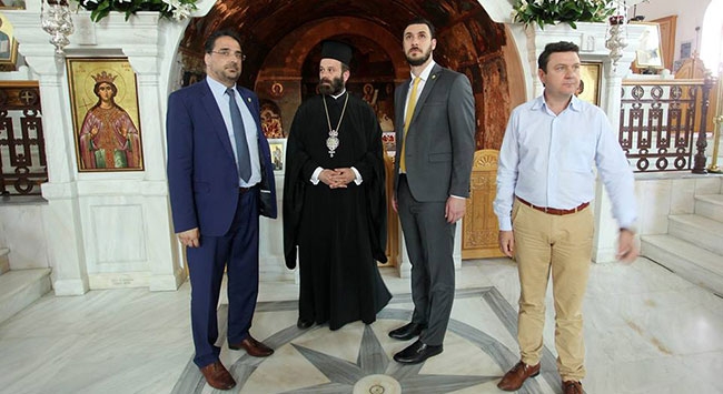 Φόρο τιμής στην Αγία Ελένη απέτισε η ΑΕΚ