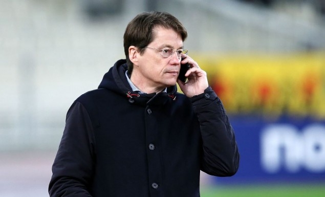 Νέο ταξίδι Μίχελ για προπονητή