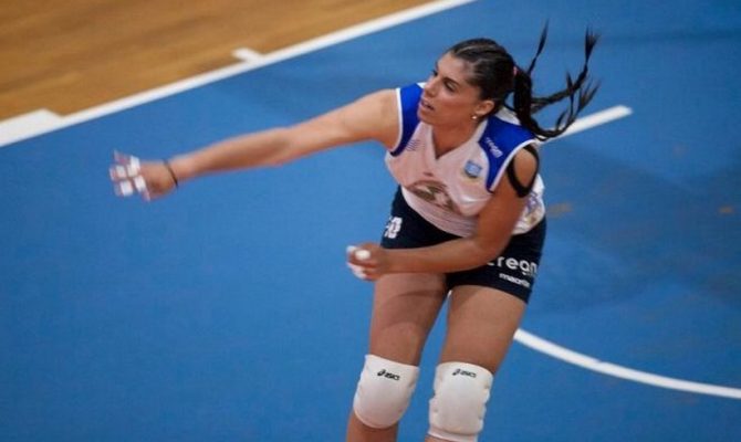 Στα «κιτρινόμαυρα” η Οικονομίδου!