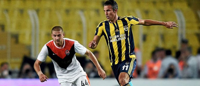 Θέλει τον Φαν Πέρσι η Κρίσταλ Πάλας Θέλει τον Φαν Πέρσι η Κρίσταλ Πάλας