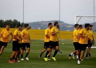 Η προπόνηση της ΑΕΚ (PICS-VIDEO)