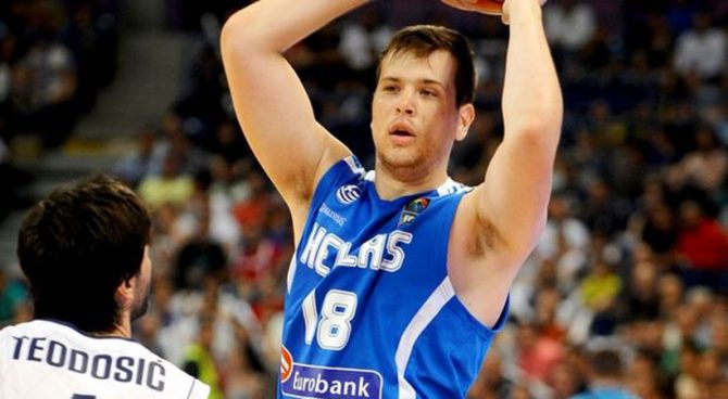 Απρόοπτο με τραυματισμό του Αγραβάνη