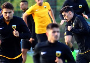 VIRAL: ΤΡΕΛΟ ΓΕΛΙΟ! Ο Αϊντάρεβιτς «γλεντάει» τον Λάζαρο στο μπάνιο! (VIDEO)