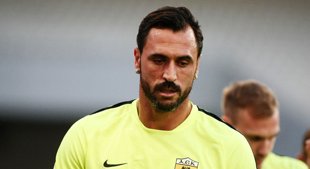 Στην Πολωνία και ο Αλμέιδα Στην Πολωνία και ο Αλμέιδα