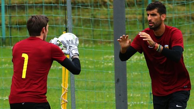 Μάχη για το Νο1 της ΑΕΚ Μάχη για το Νο1 της ΑΕΚ