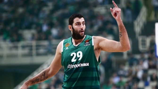 Ο Μπουρούσης τραγουδάει «εγώ που ήμουνα θεός θα φύγω τώρα σαν τρελός»! (vid)