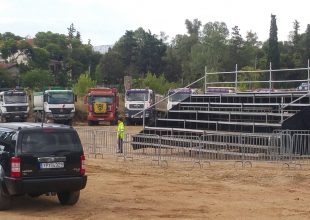 Όλα έτοιμα στον Ναό! (PICS)