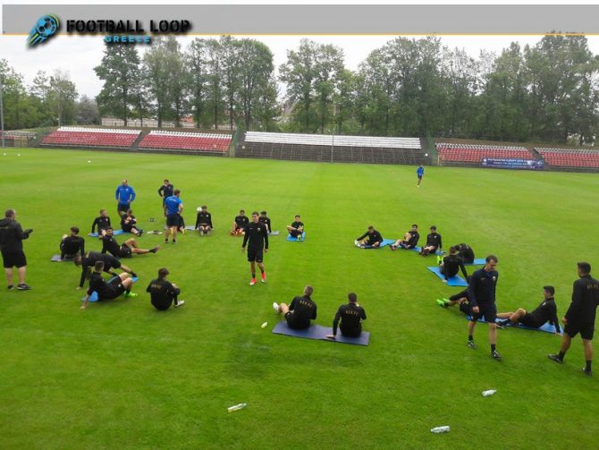 Σέντρα Γιακουμάκη, γκολ Μάνταλου! Σέντρα Γιακουμάκη, γκολ Μάνταλου!