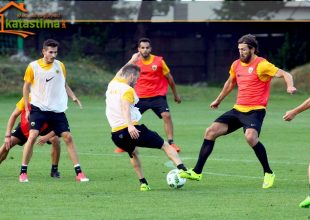 Προπόνηση υπο βροχή και με διεθνέις και Κλώνα (ΦΩΤΟ)