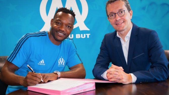 Υπέγραψε στη Μαρσέιγ ο Μανταντά