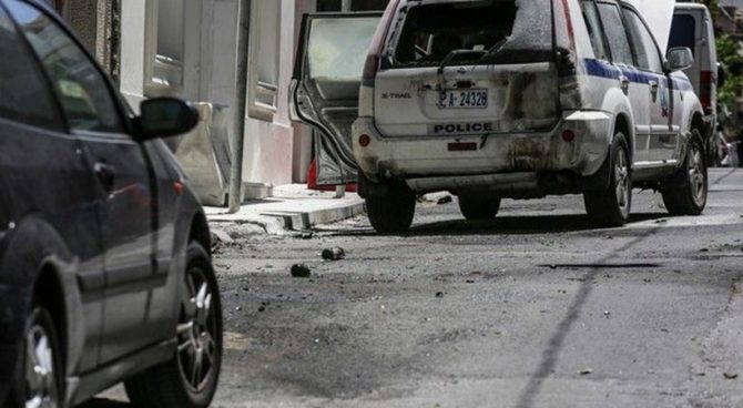 Νέα επίθεση με βόμβες μολότοφ στο σπίτι του Φλαμπουράρη