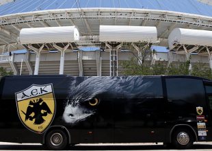 Το πούλμαν άλλαξε και …«η φλόγα άναψε!» (ΦΩΤΟ)