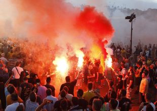 Εδώ είναι ο παράδεισος κι η κόλαση εδώ
