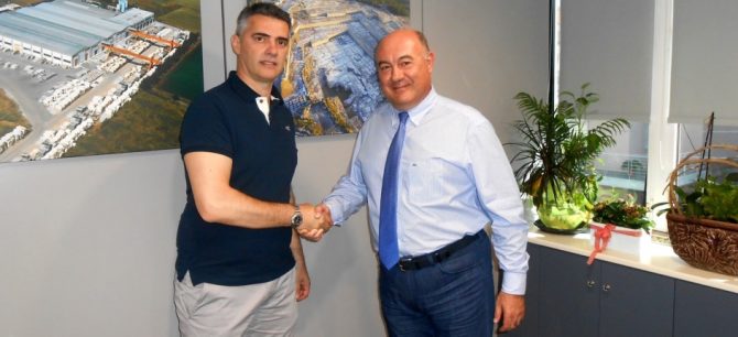 Παπασταμάτης: «Πιστεύουμε ότι θα το πάρουμε το πρωτάθλημα»