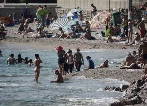 Κορυφώνεται ο καύσωνας. Στους 43 βαθμούς ο υδράργυρος