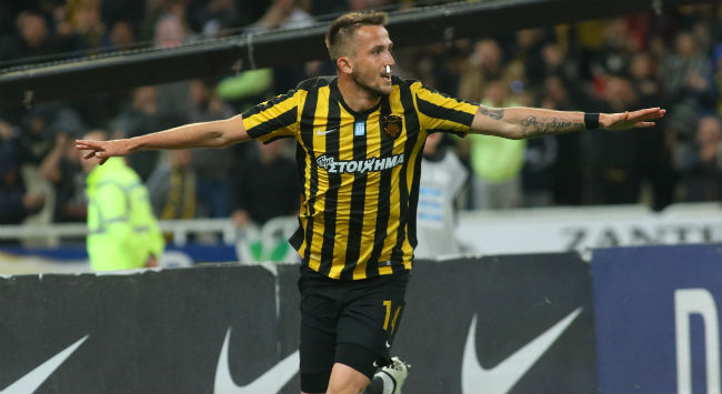 Πέκχαρτ: «Τιμή μου να φοράω την φανέλα της ΑΕΚ!» Πέκχαρτ: «Τιμή μου να φοράω την φανέλα της ΑΕΚ!»