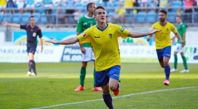 «Ενδιαφέρθηκε η ΑΕΚ για Σάντσες…»