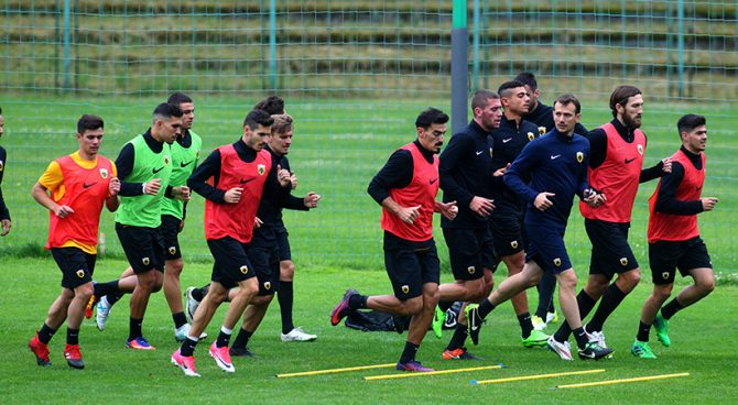 Οι μισοί… τρέξιμο, οι άλλοι μισοί βάρη! Οι μισοί… τρέξιμο, οι άλλοι μισοί βάρη!