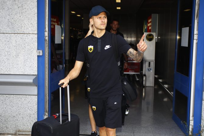 Η επιβίβαση της ΑΕΚ στο αεροπλάνο (VIDEO)