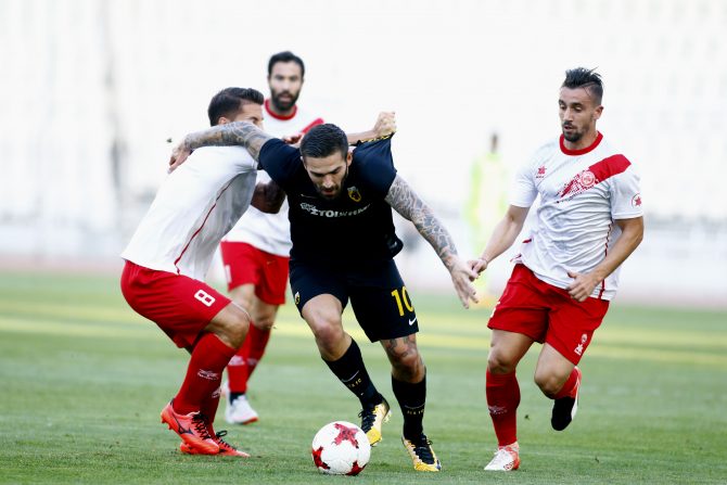 Αποθέωση στη Κροατία για Λιβάϊα