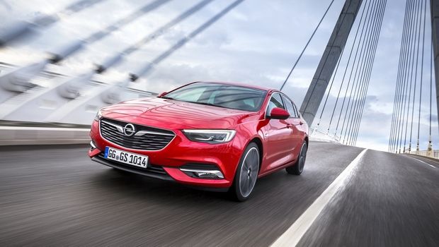 Στις 50.000 έφτασαν οι παραγγελίες για το νέο Opel Insignia Στις 50.000 έφτασαν οι παραγγελίες για το νέο Opel Insignia