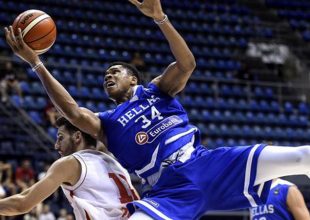 Το απελπισμένο μήνυμα Έλληνα στον Αντετοκούνμπο